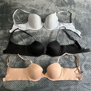 Set of 3 Victoria’s Secret lightly lined t-shirt semi bras, 34C